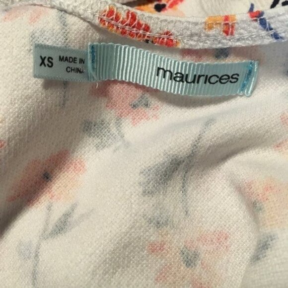 Maurices Fit & Flare Dress XS White Blue Floral Stretch Scoop Cut Out Back - Picture 6 of 7